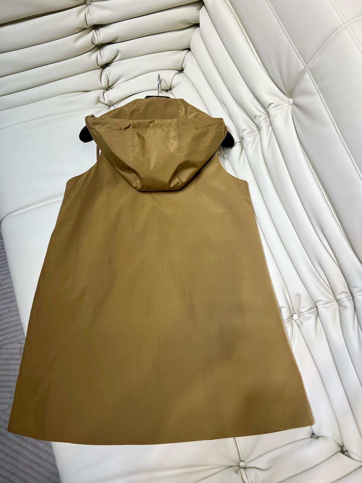 0528 Khaki hooded sleeveless dress