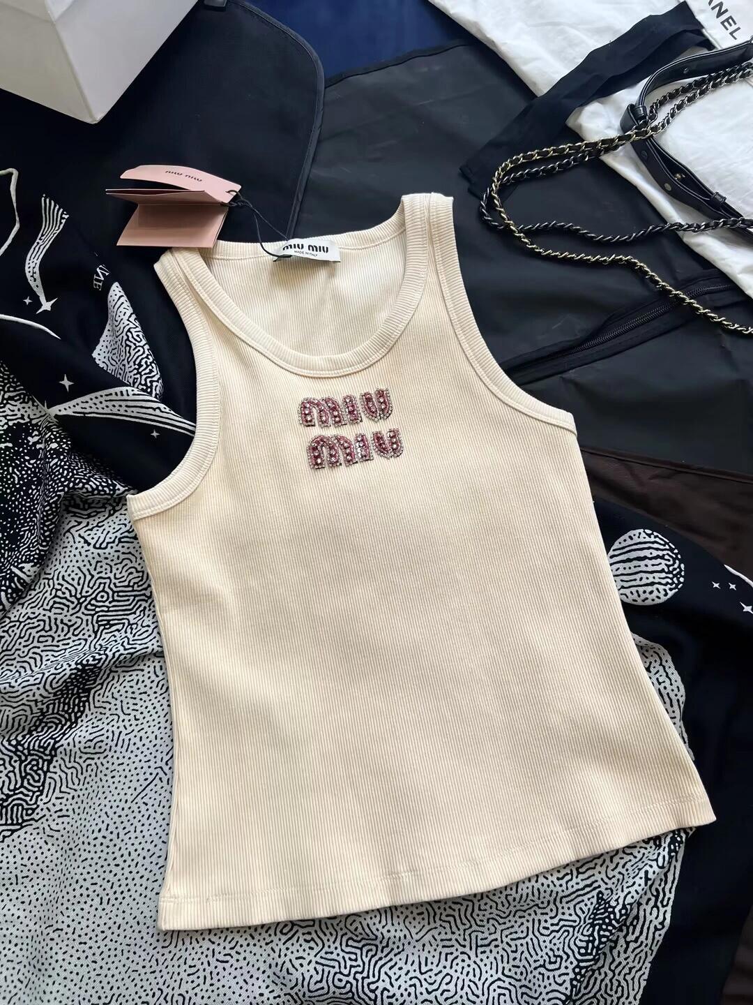 0528 New crystal logo vest
