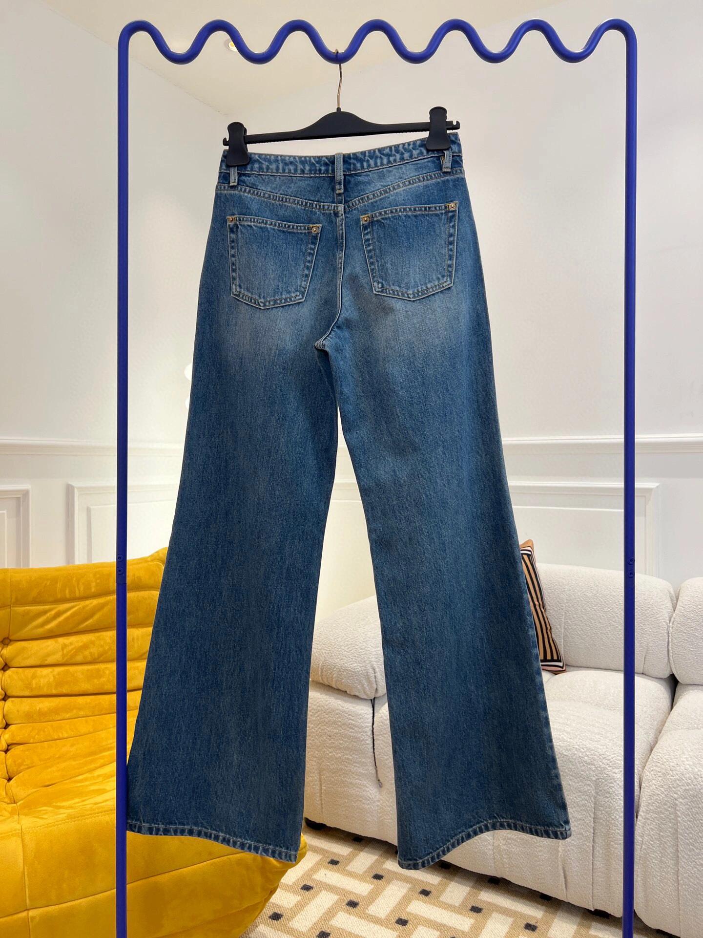0528 Pocket print jeans