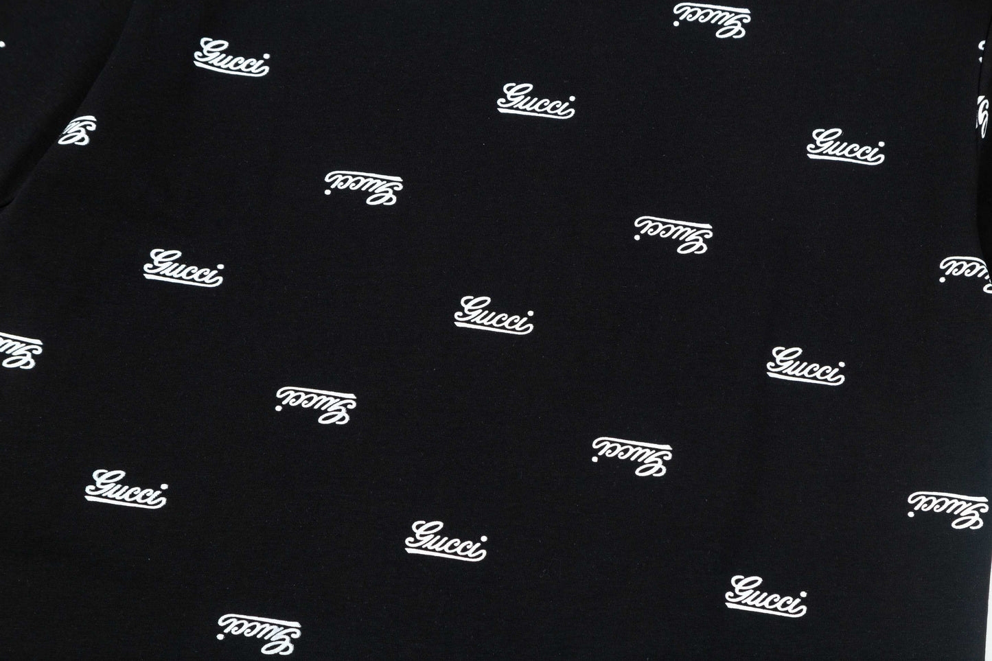 250305 New feature jacquard big icon T-shirt