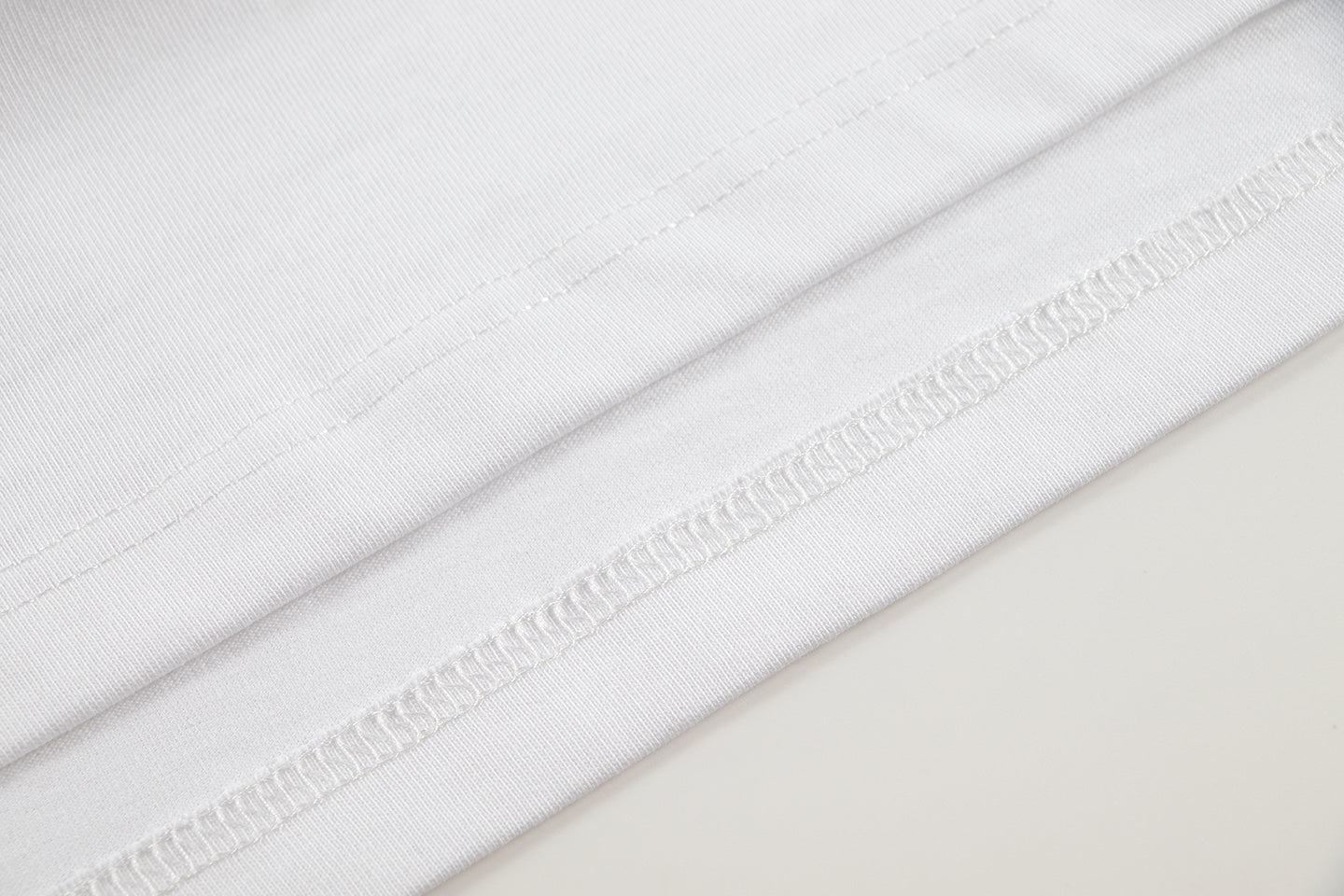 250614 New high-quality embroidered patch T-shirt