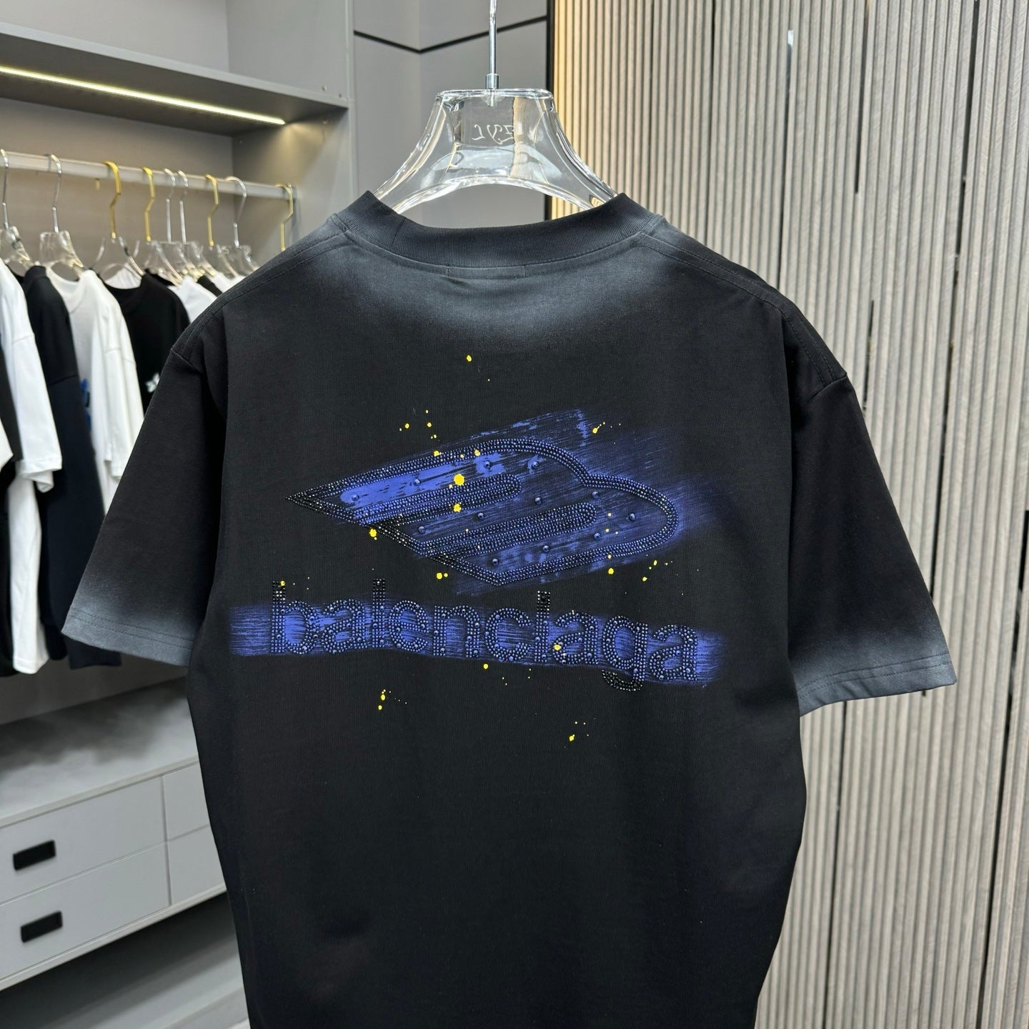 250617 New high-quality, heavily crafted, aged, washed and printed T-shirt
