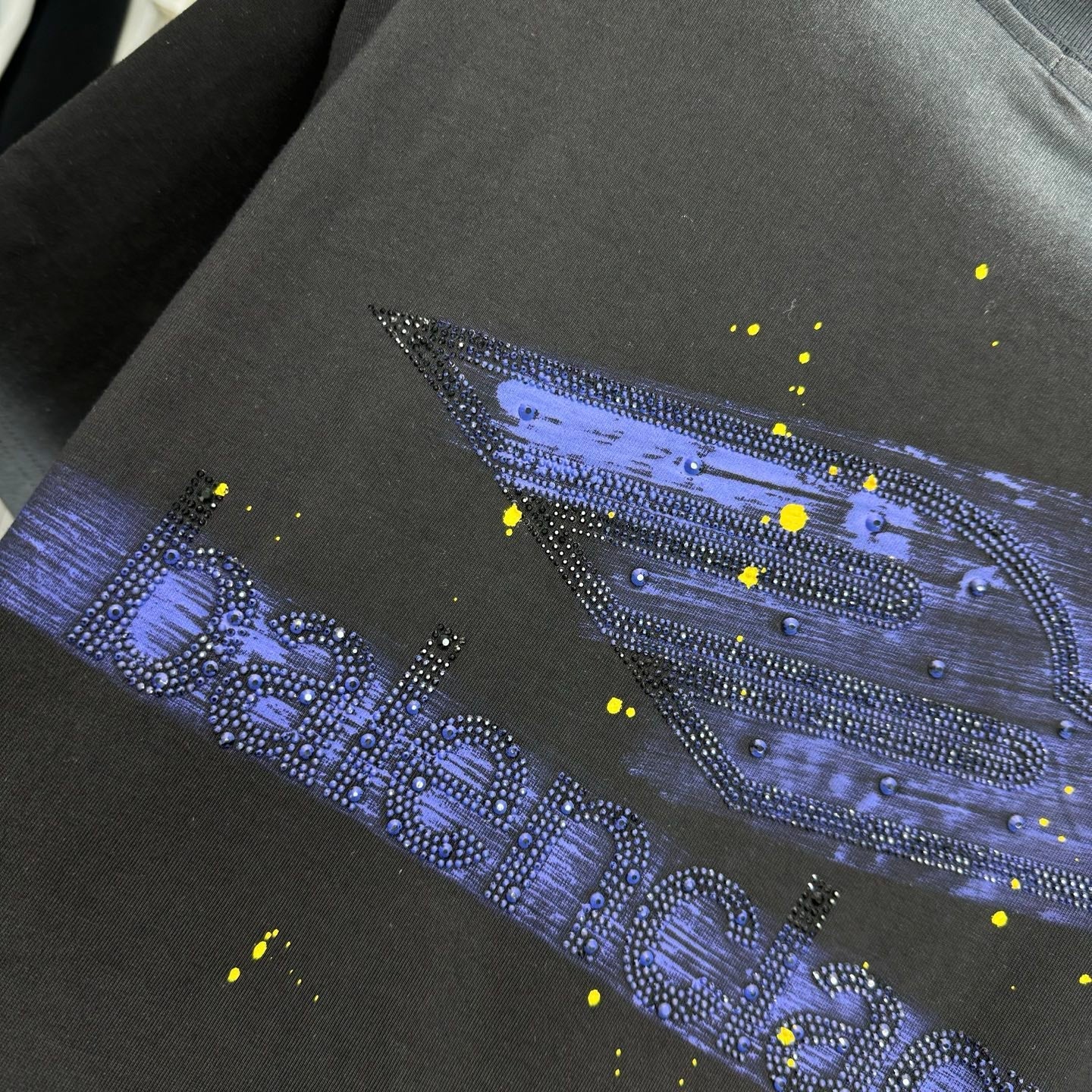 250617 New high-quality, heavily crafted, aged, washed and printed T-shirt