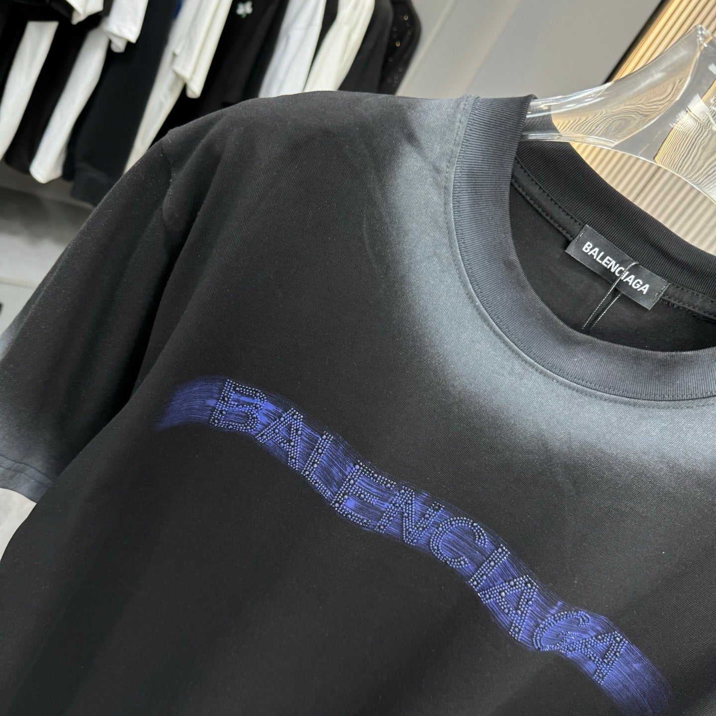 250617 New high-quality, heavily crafted, aged, washed and printed T-shirt