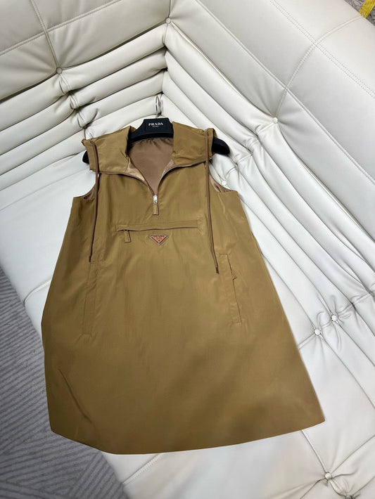 0528 Khaki hooded sleeveless dress