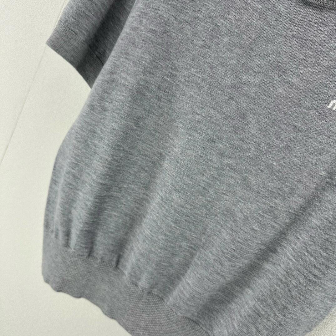 0528 Hand-beaded crew neck knitted short sleeves