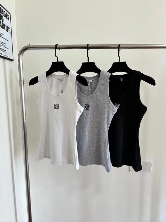 0528 knitted chest embroidered camisole