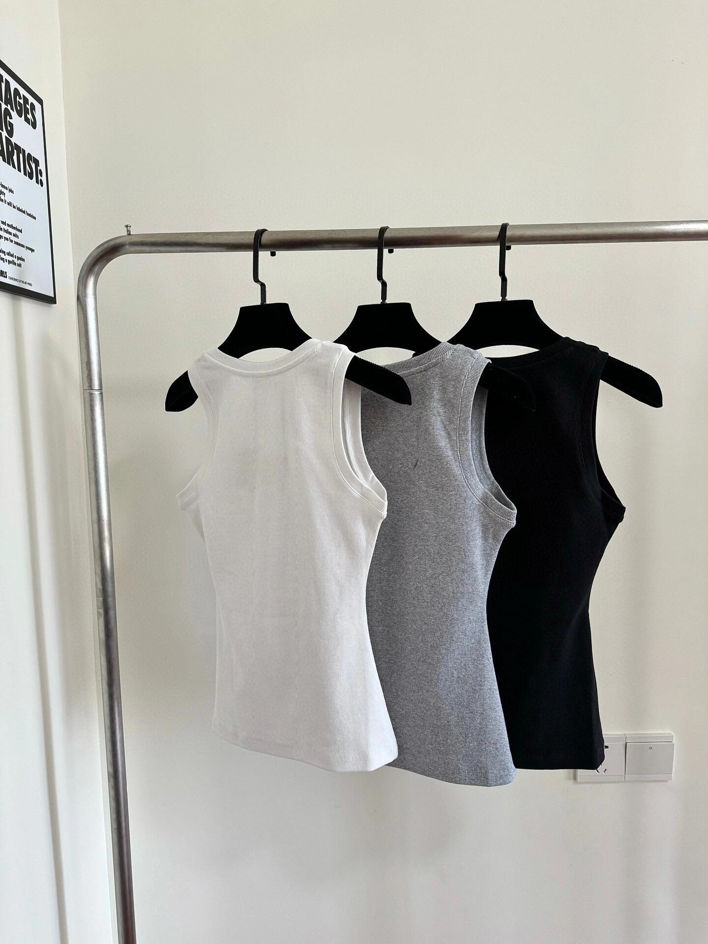 0528 knitted chest embroidered camisole