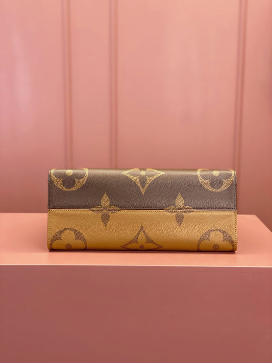 0528 OnTheGo MM Monogram