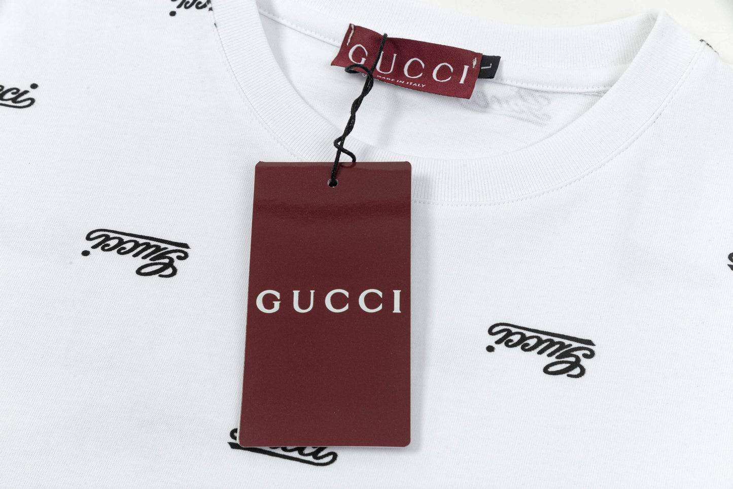 250305 New feature jacquard big icon T-shirt