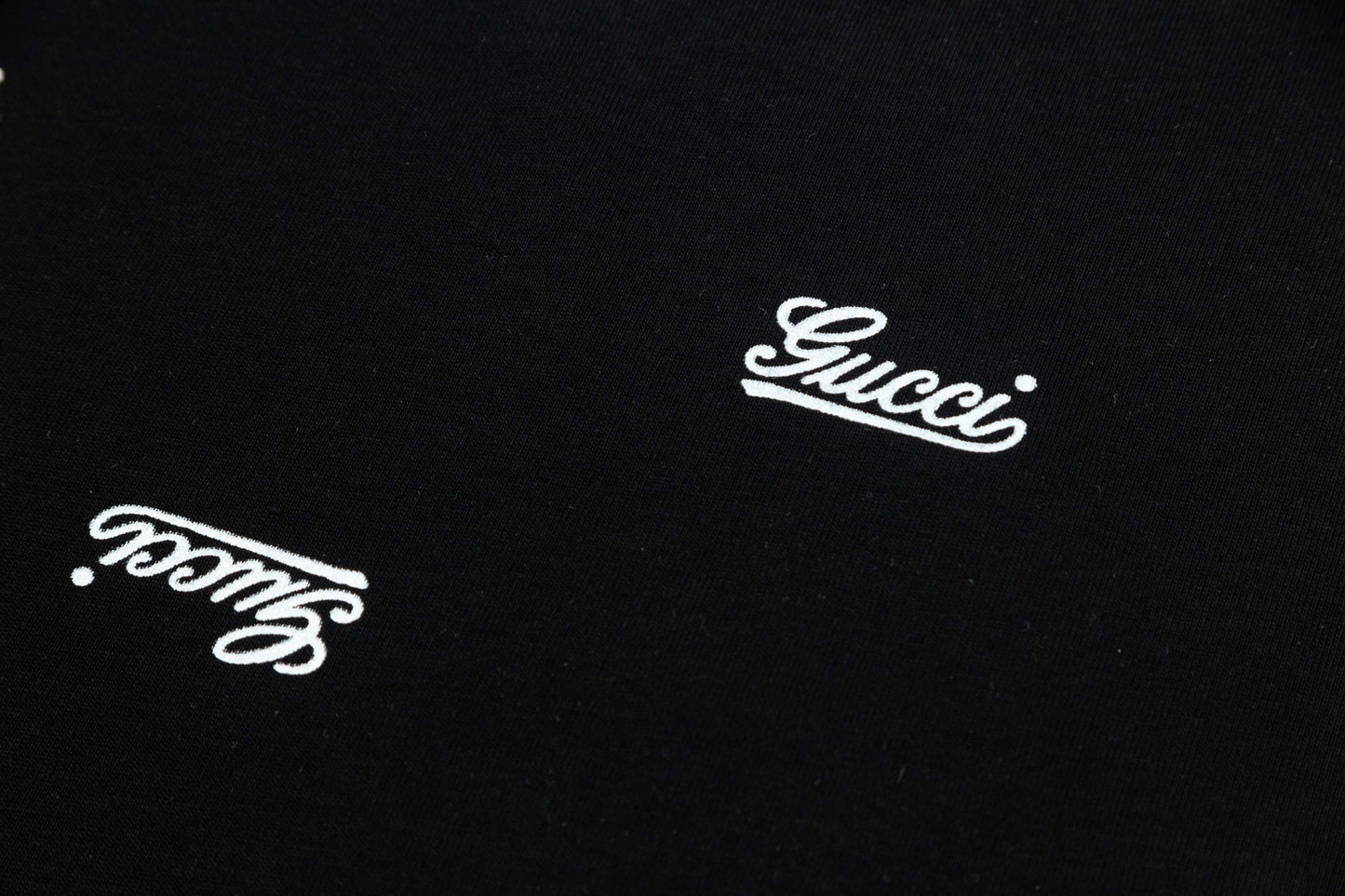 250305 New feature jacquard big icon T-shirt