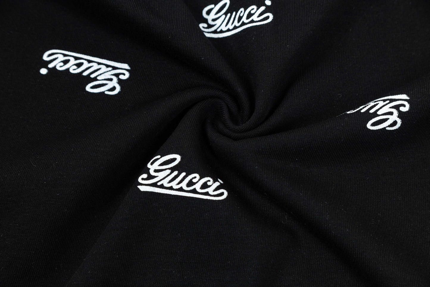 250305 New feature jacquard big icon T-shirt