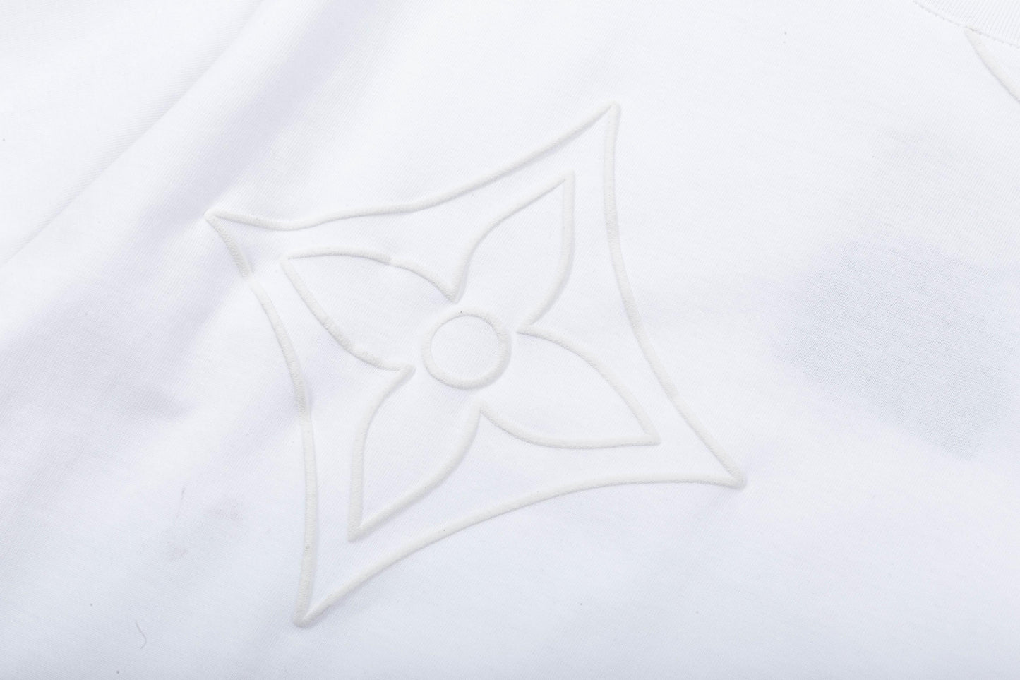 250305 New simple little icon T-shirt
