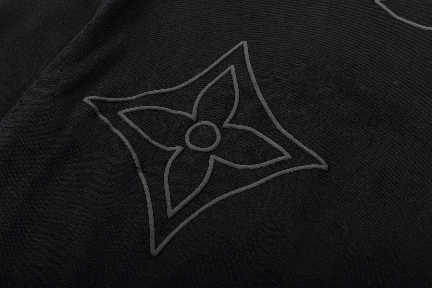 250305 New simple little icon T-shirt