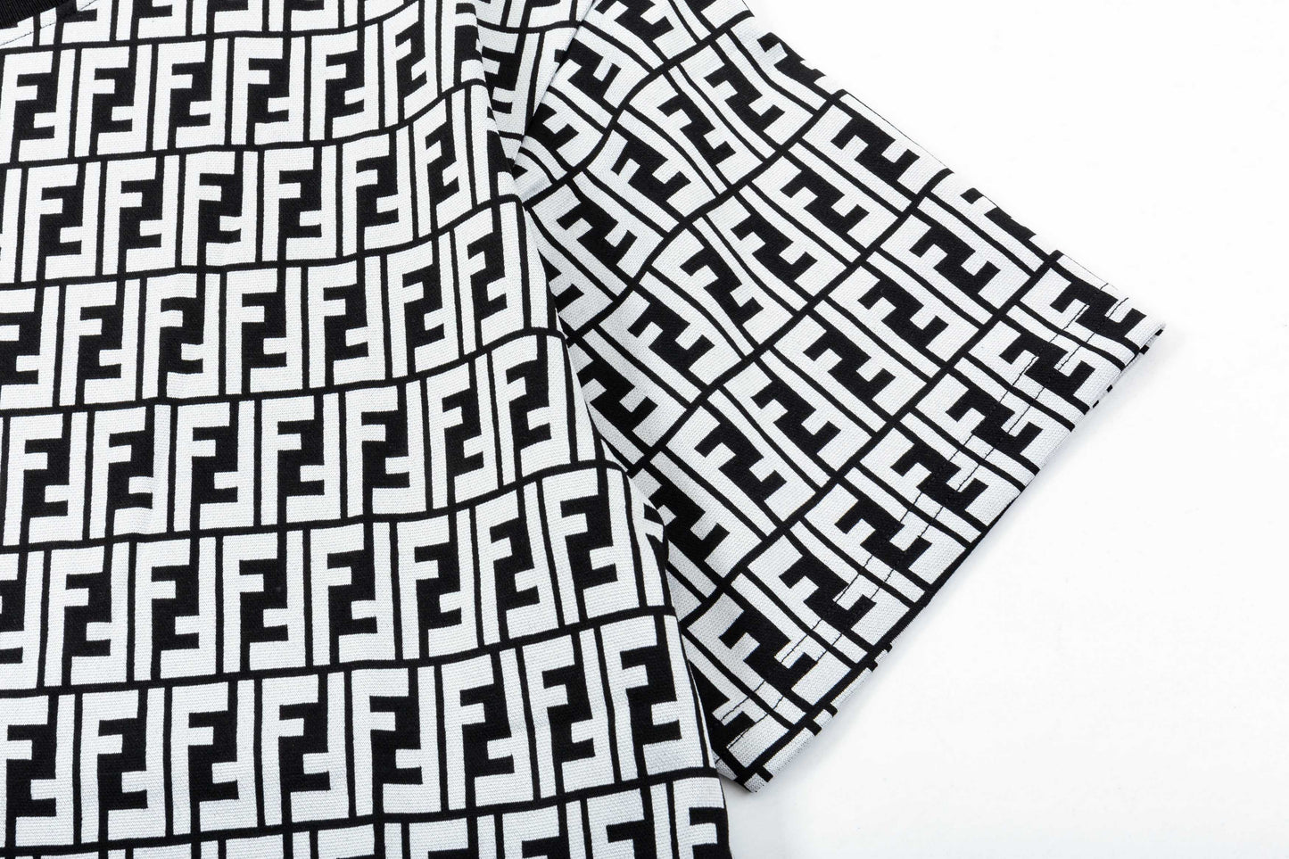 250305 New high quality printed patchwork T-shirt