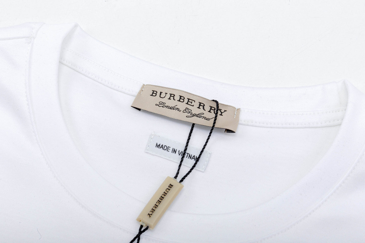 250305 New high quality Classic icon T-shirt