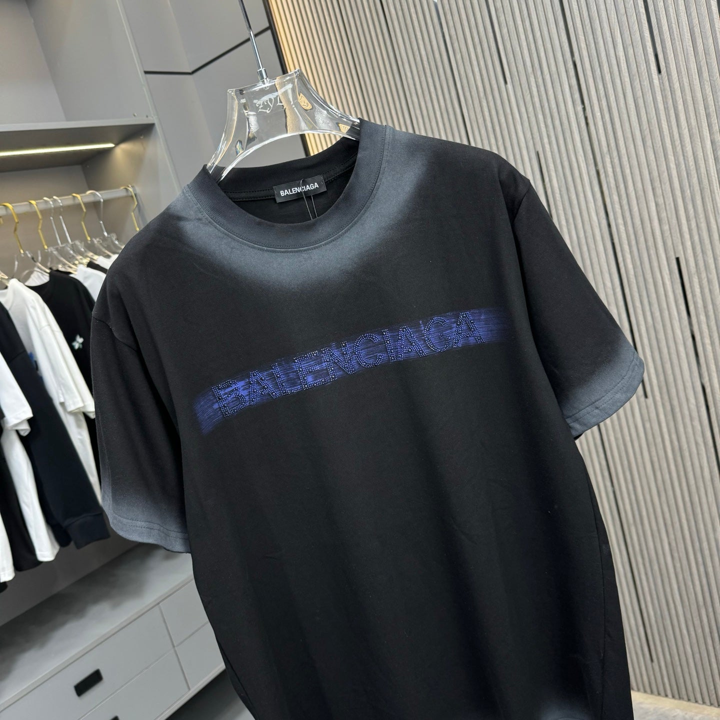 250617 New high-quality, heavily crafted, aged, washed and printed T-shirt